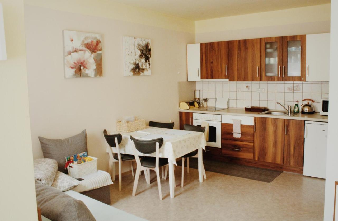 Apartman "Pod Rokem" ซูชิเซ ภายนอก รูปภาพ