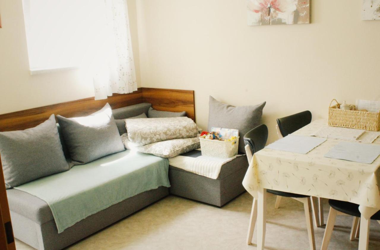Apartman "Pod Rokem" ซูชิเซ ภายนอก รูปภาพ